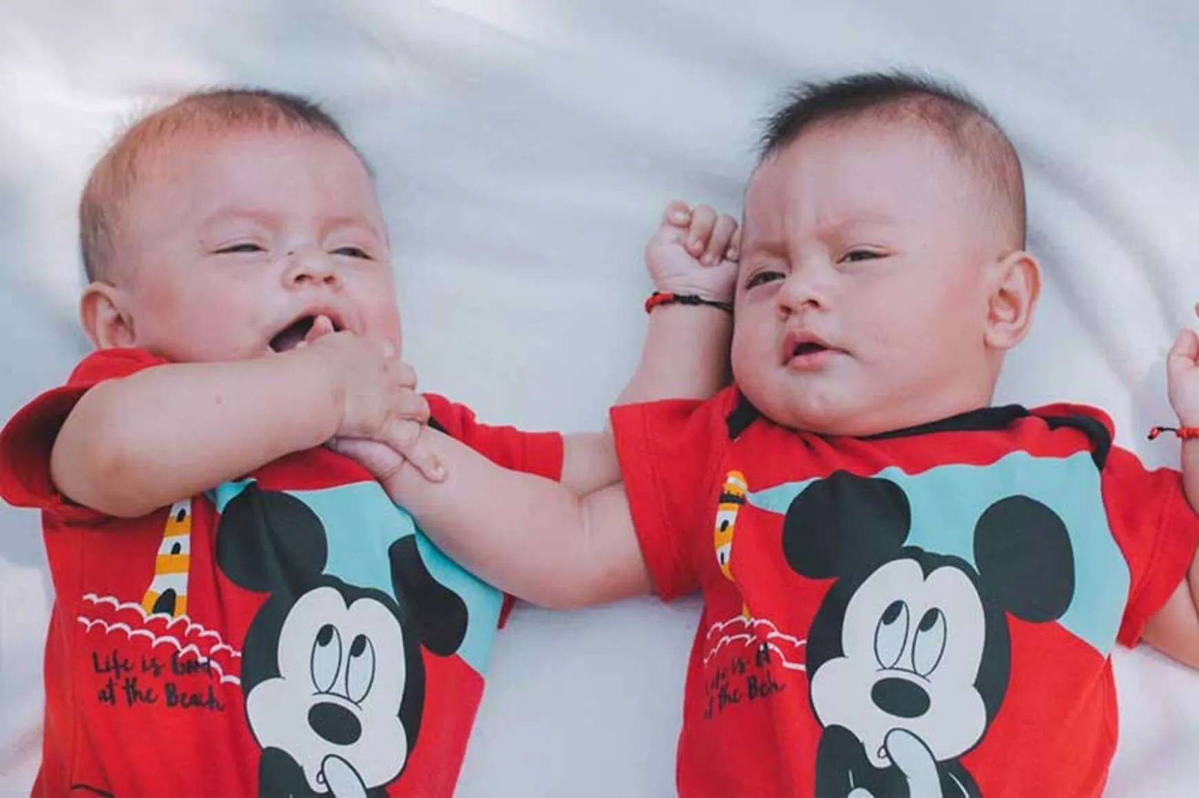 İkiz Bebek Bakımı Nasıl Olmalıdır?